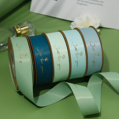 Folha de ouro personalizada estampada fita satinada de poliéter para embalagem de presentes