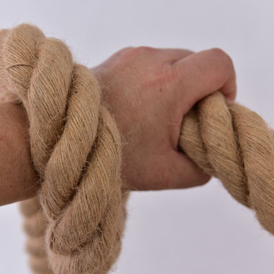 6mm-60mm de Jute Amarelo 3 fios corda torcida aplicada em decoração ou corda de pesca marítima